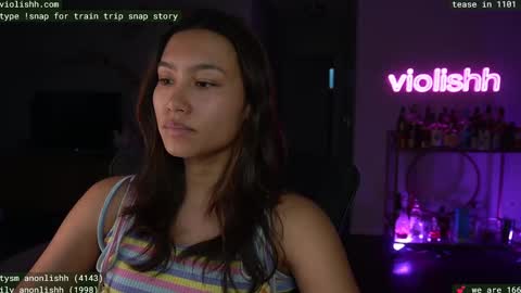 follow me on twitter violishh and ig violishh  online show from 1, 3, 2025