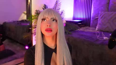 viollettebylyly online show from 25, 2, 2026