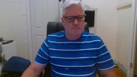 Snapshot of viper654321 chatting on 2, 2, 2025 viper654321 online show from 2, 2, 2025