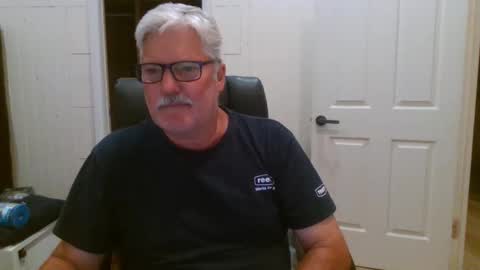 Snapshot of viper654321 chatting on 15, 10, 2025 viper654321 online show from 15, 10, 2025