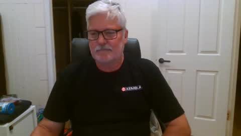 Snapshot of viper654321 chatting on 19, 10, 2025 viper654321 online show from 19, 10, 2025