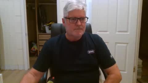 Snapshot of viper654321 chatting on 13, 5, 2026 viper654321 online show from 13, 5, 2026