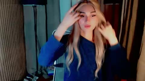 Snapshot of virgenpearl chatting on 10, 10, 2025 Pearl online show from 10, 10, 2025