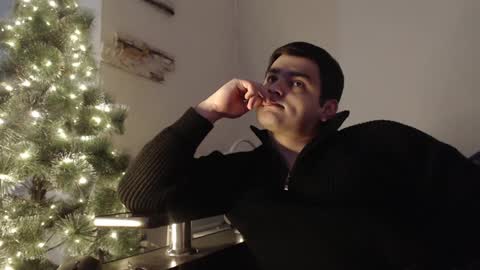 Snapshot of virgil____ chatting on 19, 12, 2024 virgil____ online show from 19, 12, 2024