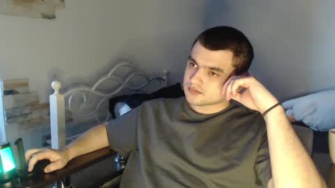 Snapshot of virgil____ chatting on 28, 2, 2025 virgil____ online show from 28, 2, 2025