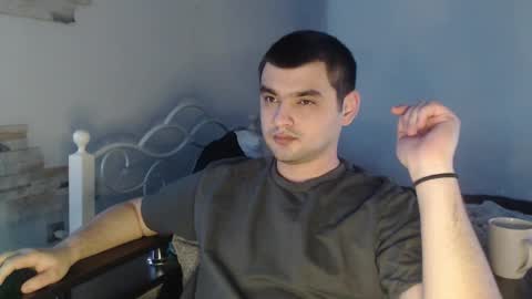 Snapshot of virgil____ chatting on 10, 3, 2025 virgil____ online show from 10, 3, 2025