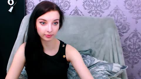 Snapshot of virgiluna chatting on 3, 6, 2026 VirginLuna online show from 3, 6, 2026
