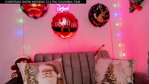 Snapshot of virgiwilk chatting on 21, 12, 2024 Jane  online show from 21, 12, 2024