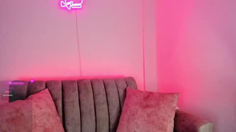 Snapshot of virgiwilk chatting on 4, 2, 2025 Jane  online show from 4, 2, 2025