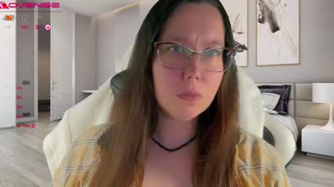 Snapshot of visecret chatting on 28, 9, 2025 Victoria Romans online show from 28, 9, 2025