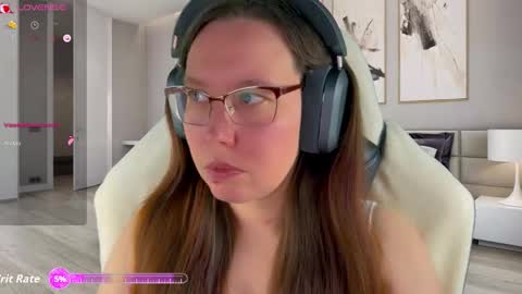 Snapshot of visecret chatting on 23, 11, 2025 Victoria Romans online show from 23, 11, 2025