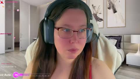 Snapshot of visecret chatting on 2, 12, 2025 Victoria Romans online show from 2, 12, 2025