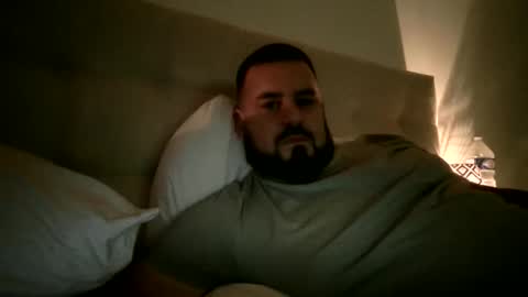 Snapshot of vitanovam chatting on 4, 11, 2025 Mattie online show from 4, 11, 2025