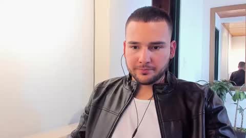 Snapshot of vito_ferrero chatting on 18, 2, 2025 Vito Ferrer online show from 18, 2, 2025