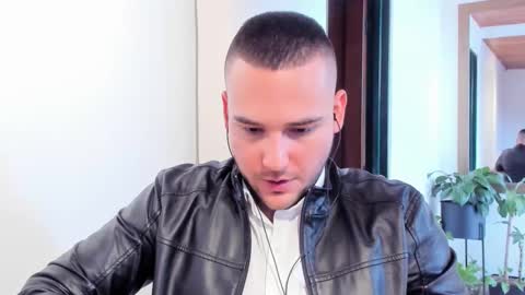Snapshot of vito_ferrero chatting on 28, 2, 2025 Vito Ferrer online show from 28, 2, 2025