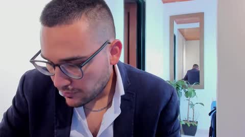 Snapshot of vito_ferrero chatting on 6, 3, 2025 Vito Ferrer online show from 6, 3, 2025