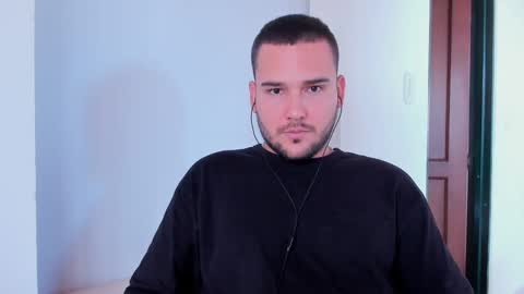 Snapshot of vito_ferrero chatting on 12, 3, 2025 Vito Ferrer online show from 12, 3, 2025