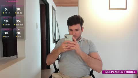 Snapshot of vito_ferrero chatting on 18, 9, 2025 Vito Ferrer online show from 18, 9, 2025