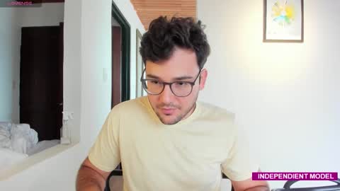 Snapshot of vito_ferrero chatting on 20, 9, 2025 Vito Ferrer online show from 20, 9, 2025