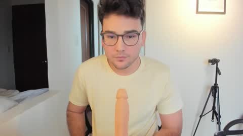 Snapshot of vito_ferrero chatting on 13, 10, 2025 Vito Ferrer online show from 13, 10, 2025