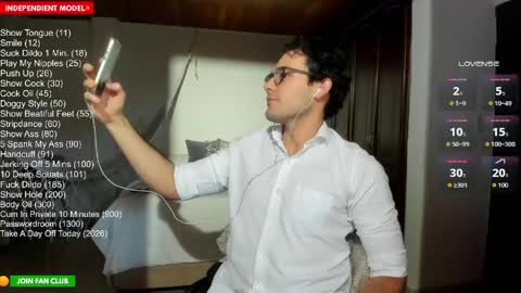 Snapshot of vito_ferrero chatting on 17, 5, 2026 Vito Ferrer online show from 17, 5, 2026