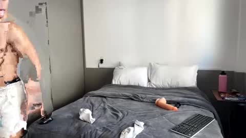 vitoraugustoxxx online show from 17, 10, 2025