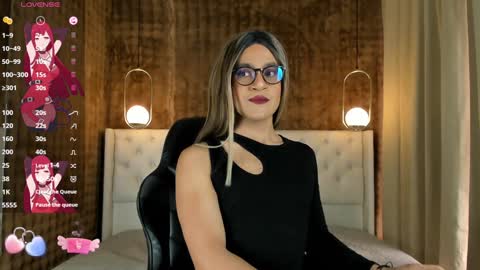 VittaaaPlease help me with your thumbs up its important  online show from 24, 1, 2025