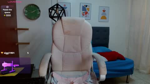 Snapshot of vittoria_lombardi07 chatting on 13, 2, 2025 VITTORIA online show from 13, 2, 2025