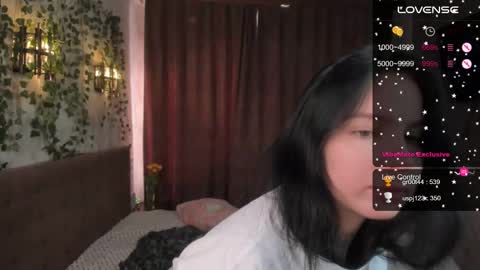 Vivi   online show from 9, 3, 2025