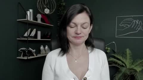 Vivian online show from 26, 2, 2026