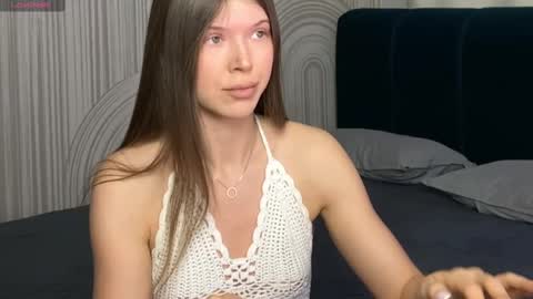 Vivian Evans online show from 3, 3, 2025