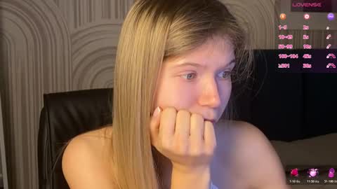 Vivian Evans online show from 24, 10, 2025