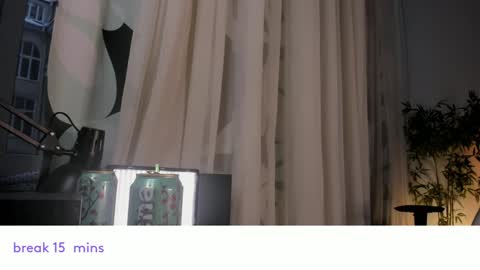 vivian_qwerty online show from 15, 12, 2024