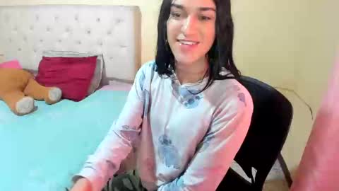 Snapshot of vivianalatin chatting on 7, 1, 2025 instagram Viviana73215 online show from 7, 1, 2025