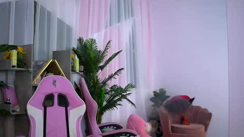 Vivi online show from 24, 2, 2025