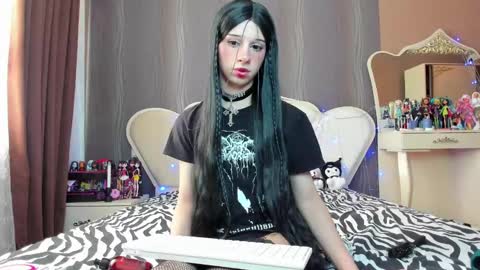 Vivian online show from 11, 1, 2025