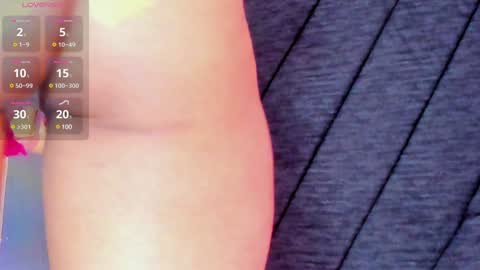 Snapshot of vivianne_scott chatting on 14, 1, 2025 Vivi online show from 14, 1, 2025