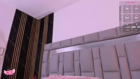 Snapshot of vivianne_scott chatting on 17, 10, 2025 Vivi online show from 17, 10, 2025