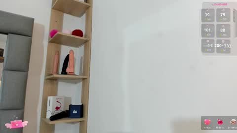 Snapshot of vivianne_scott chatting on 22, 10, 2025 Vivi online show from 22, 10, 2025