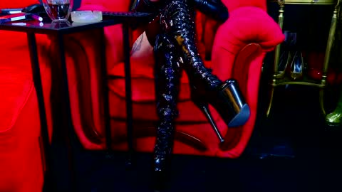 Vivian Reeve online show from 4, 2, 2025