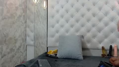 Snapshot of vivianrose3x chatting on 18, 2, 2026 VivianRose online show from 18, 2, 2026