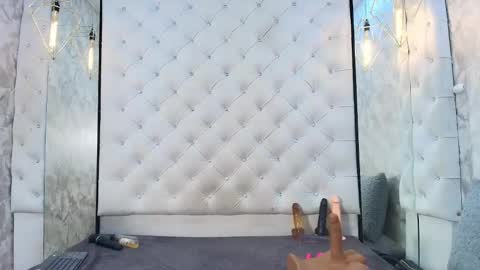 VivianRose online show from 5, 3, 2026