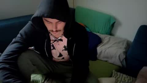 Snapshot of vivid_ether chatting on 1, 11, 2025 Viv online show from 1, 11, 2025