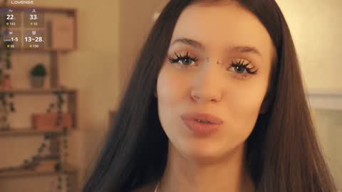 Nelly and Mari online show from 6, 10, 2025