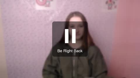 vivienalles_ online show from 4, 12, 2024