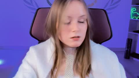 Vivien online show from 7, 2, 2025