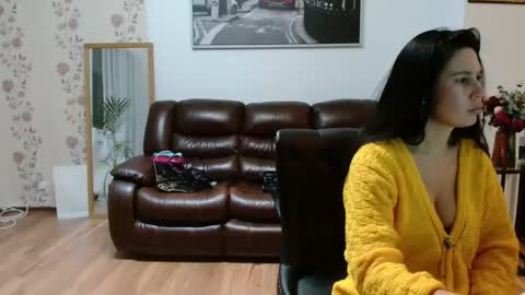 Snapshot of vivienne17 chatting on 22, 2, 2025 vivienne online show from 22, 2, 2025