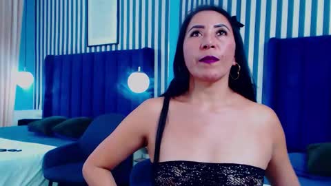 Snapshot of viviennerosette chatting on 19, 12, 2025 Vivian online show from 19, 12, 2025