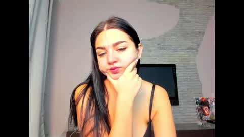 Snapshot of vivstar chatting on 18, 11, 2025 vivstar online show from 18, 11, 2025