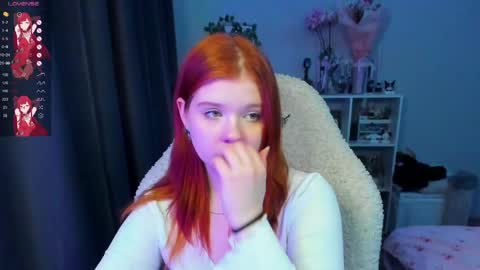 Snapshot of vivy_ chatting on 6, 6, 2026 chatur babes online show from 6, 6, 2026